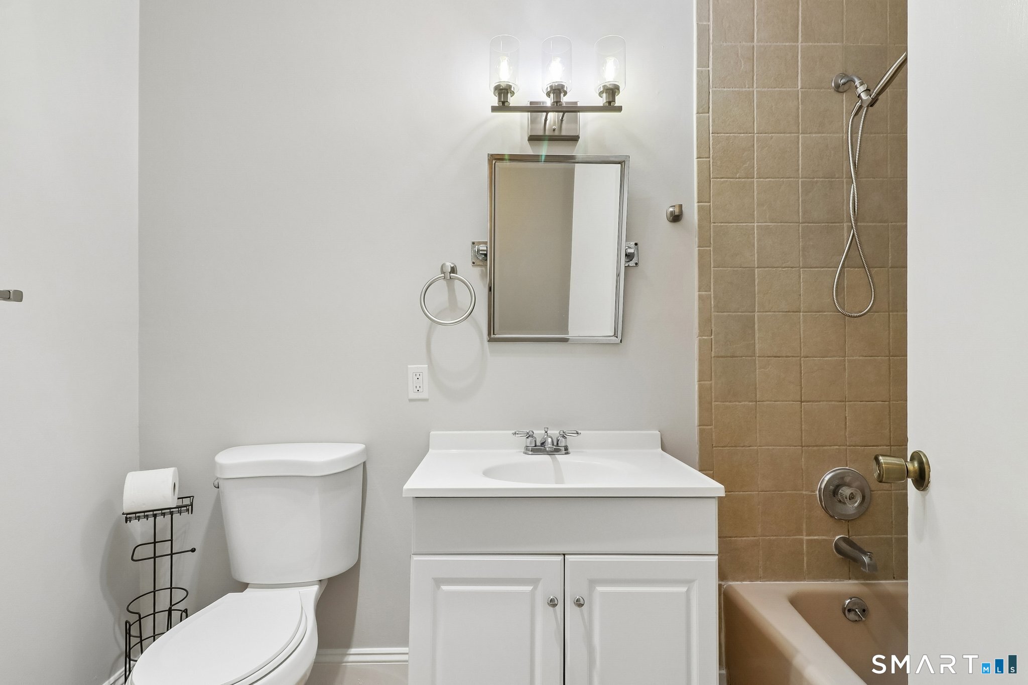 1274 East Main Street Meriden CT 06450