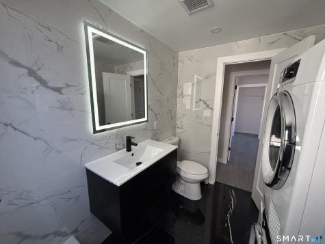 84-86 Waldorf Avenue Bridgeport CT 06605