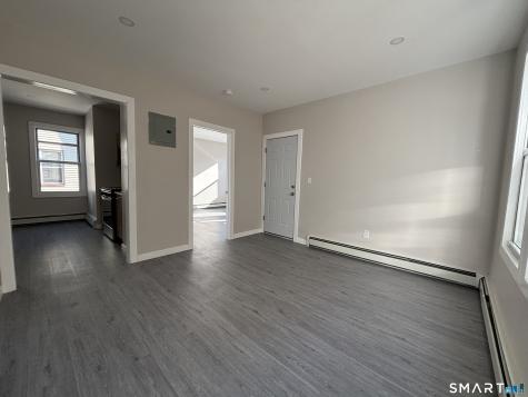 84-86 Waldorf Avenue Bridgeport CT 06605