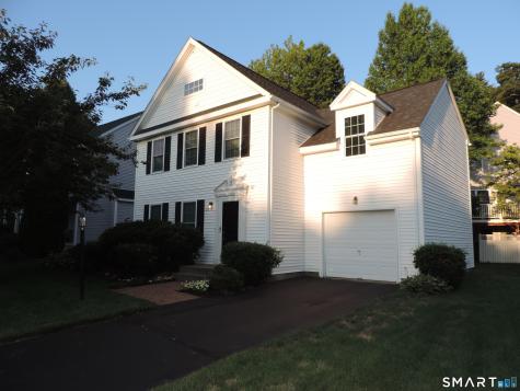 26 Fox Hollow Avon CT 06001