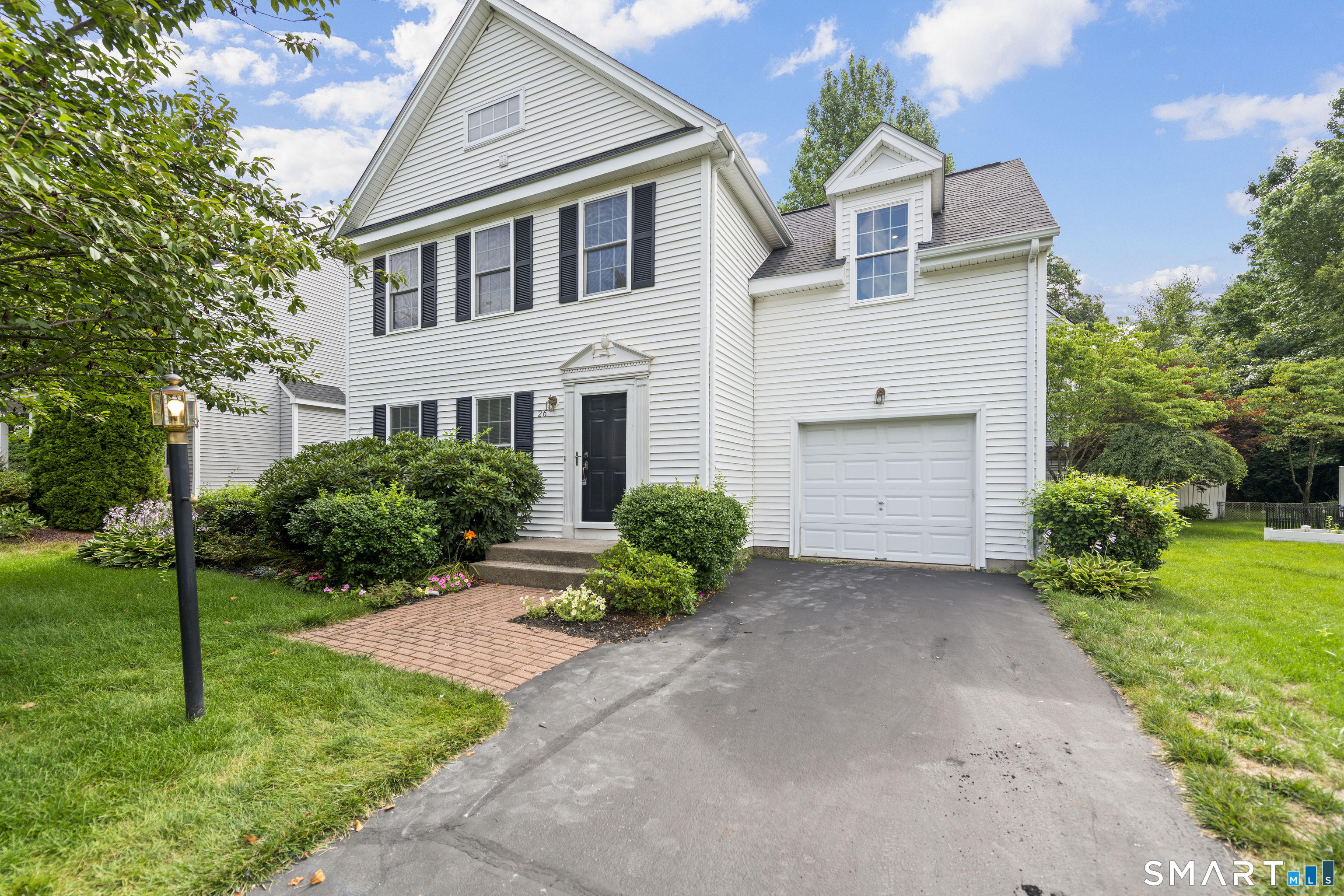 26 Fox Hollow Avon CT 06001