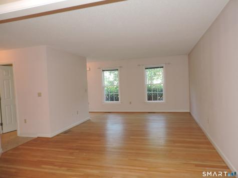 26 Fox Hollow Avon CT 06001