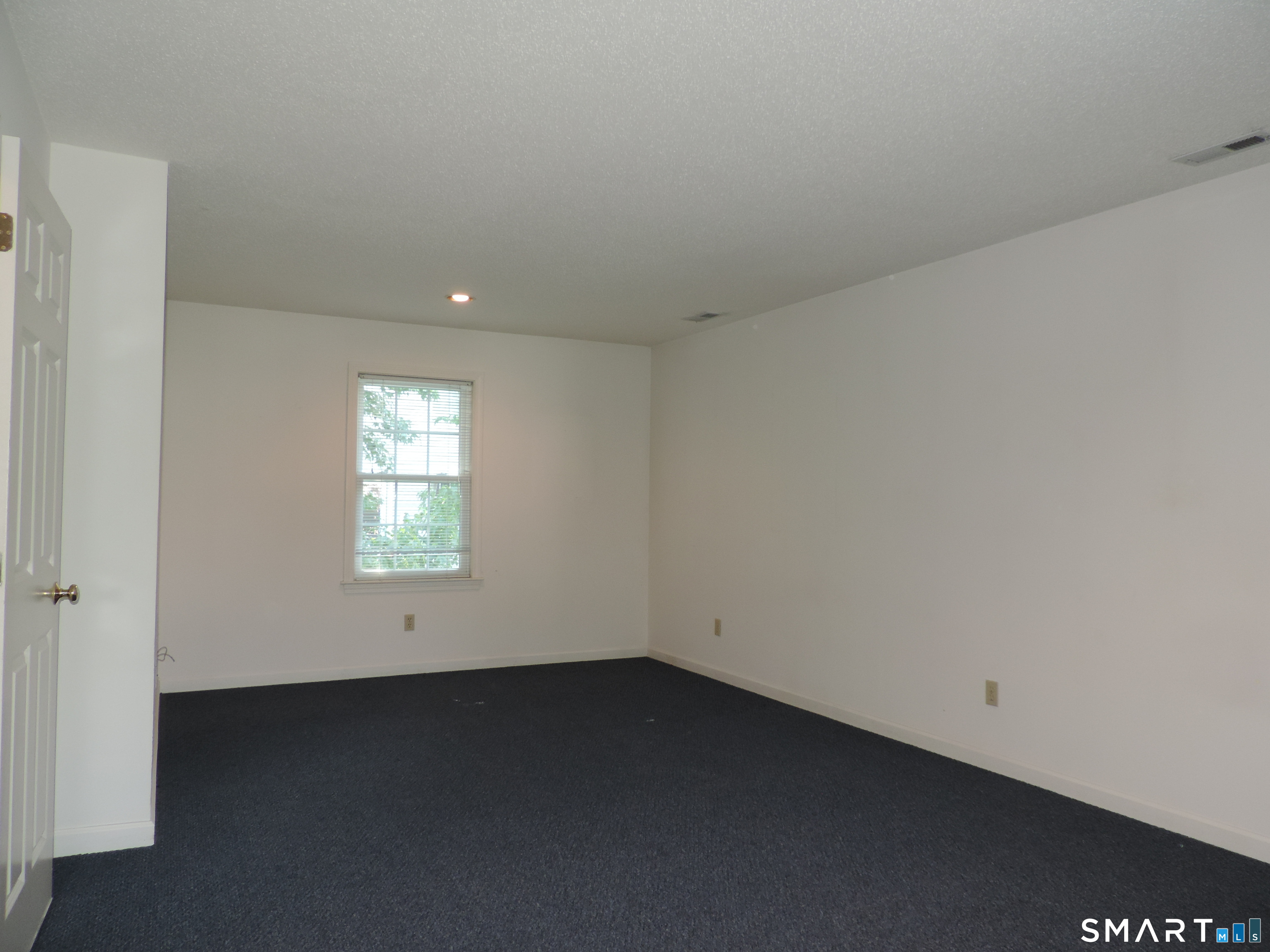 26 Fox Hollow Avon CT 06001