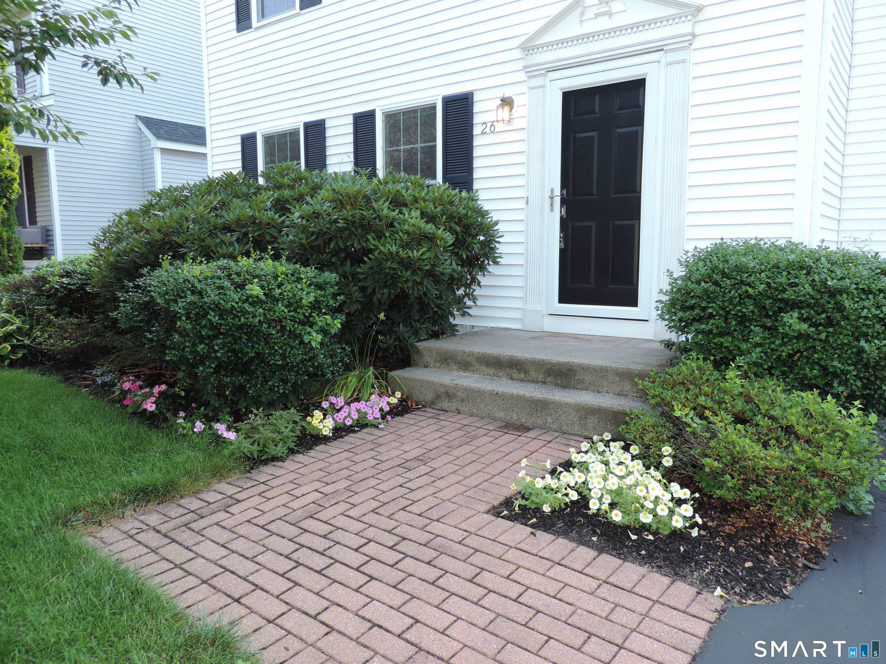 26 Fox Hollow Avon CT 06001