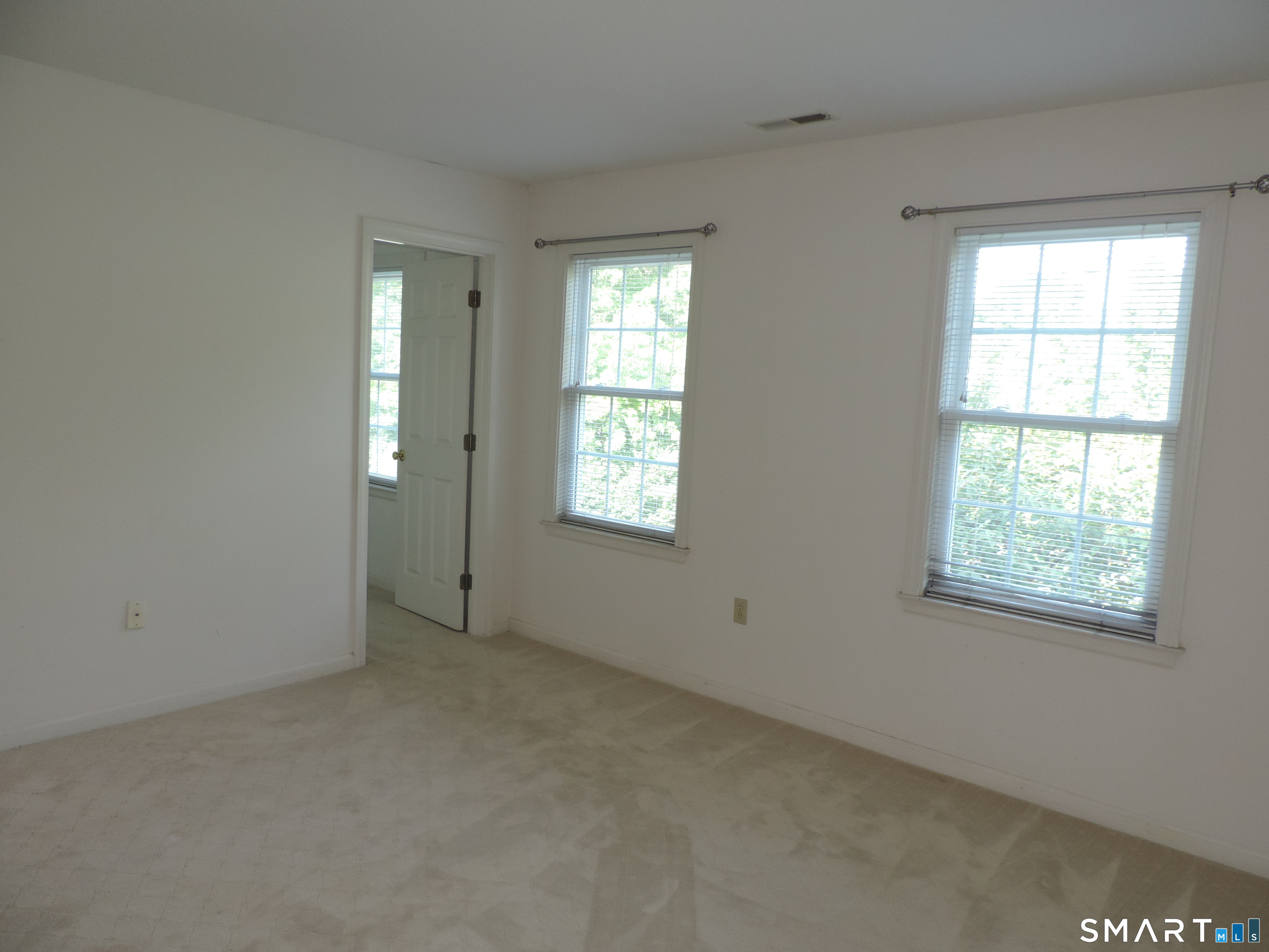26 Fox Hollow Avon CT 06001
