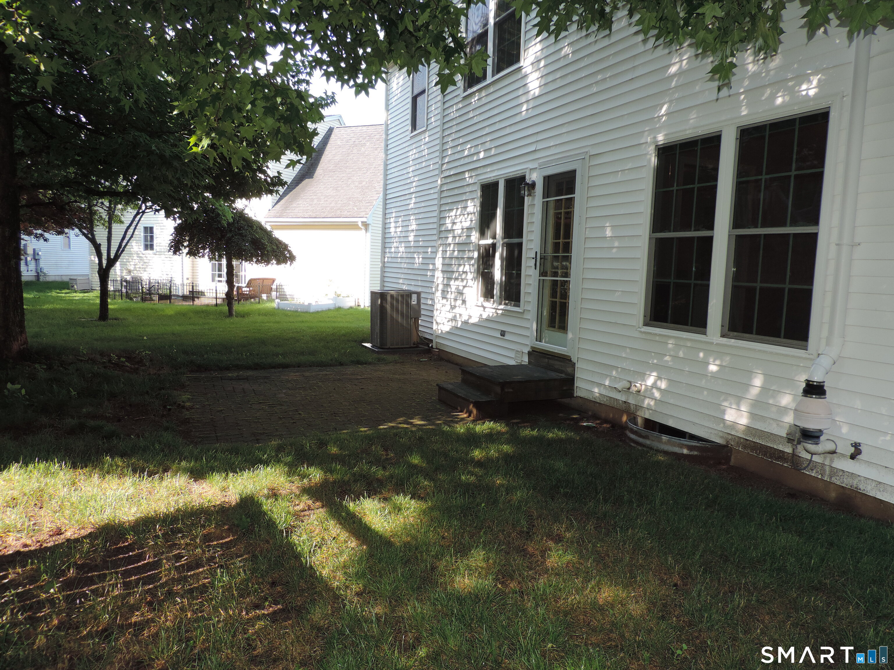 26 Fox Hollow Avon CT 06001