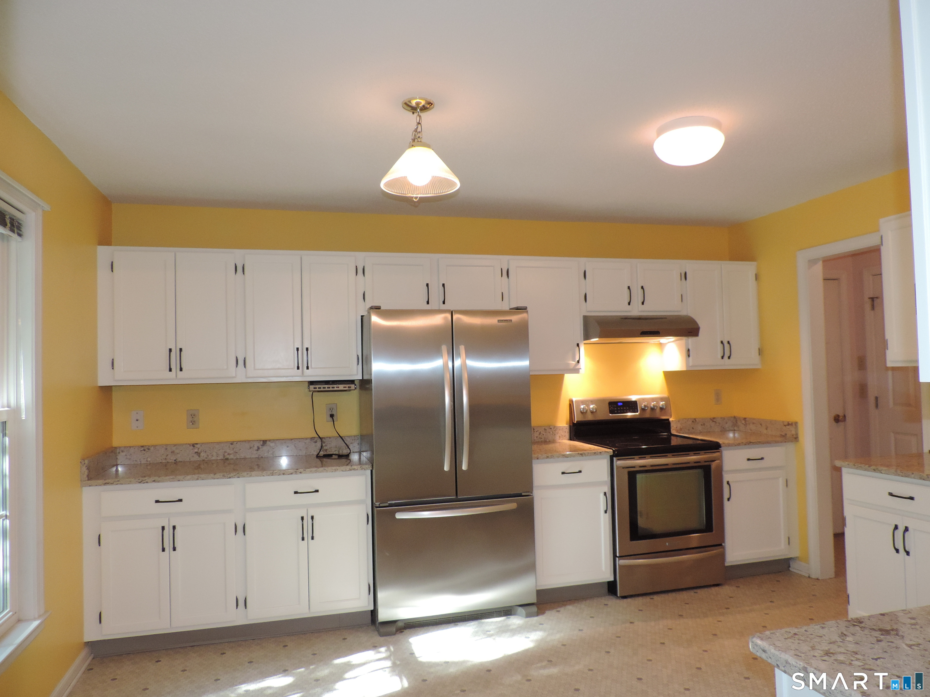 26 Fox Hollow Avon CT 06001