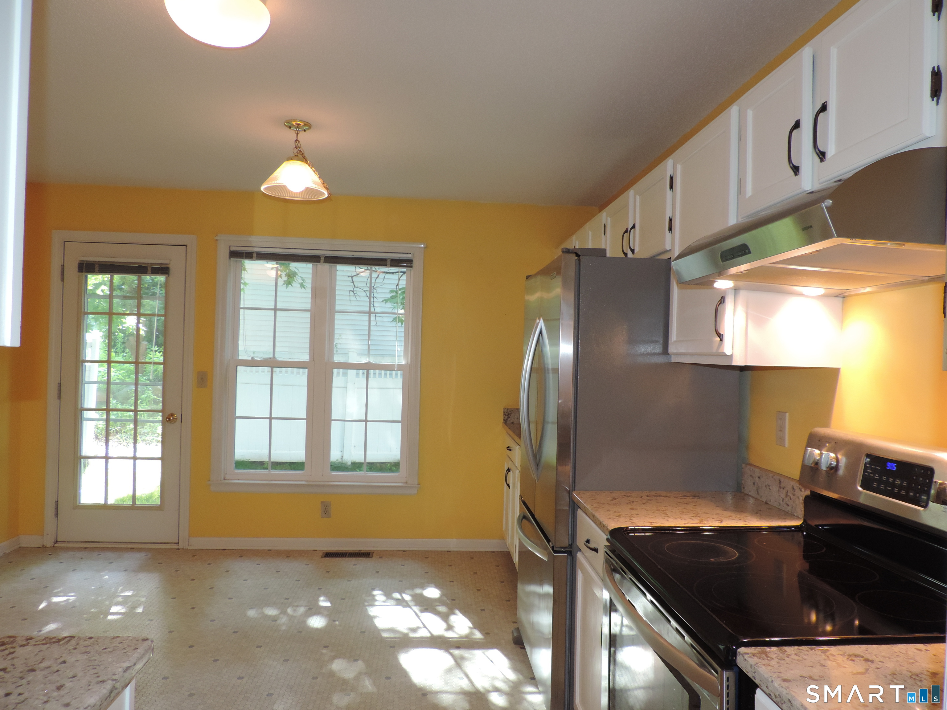26 Fox Hollow Avon CT 06001