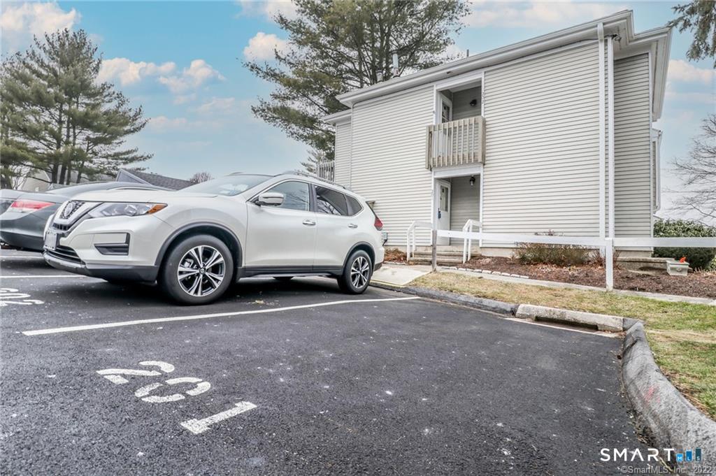 81-95 Park Avenue Danbury CT 06810