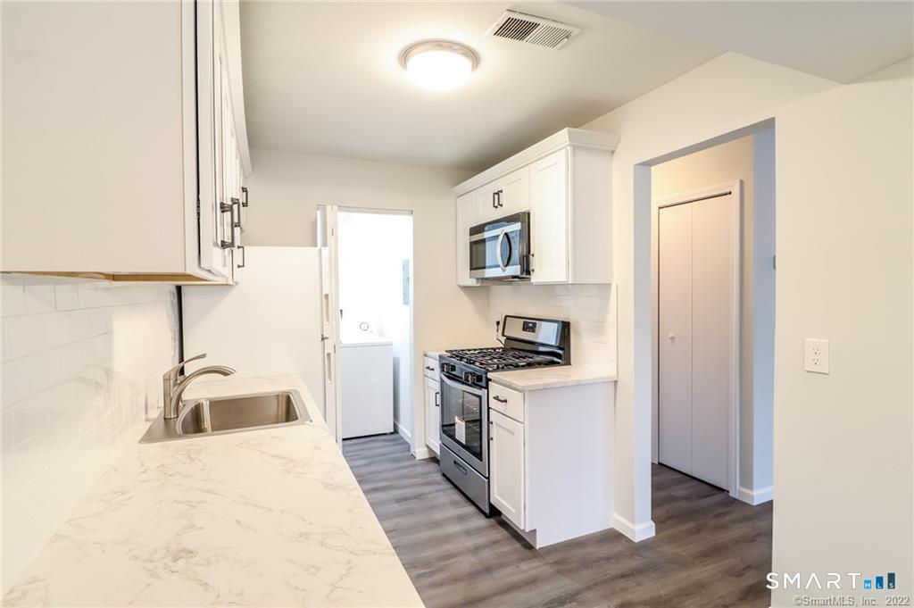 81-95 Park Avenue Danbury CT 06810