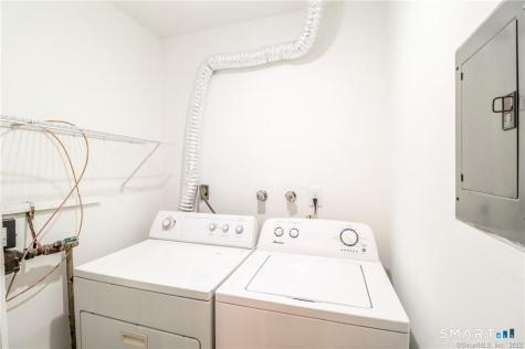 81-95 Park Avenue Danbury CT 06810