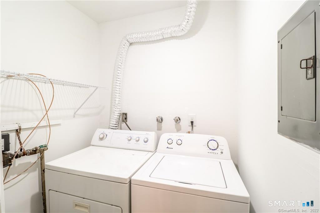 81-95 Park Avenue Danbury CT 06810