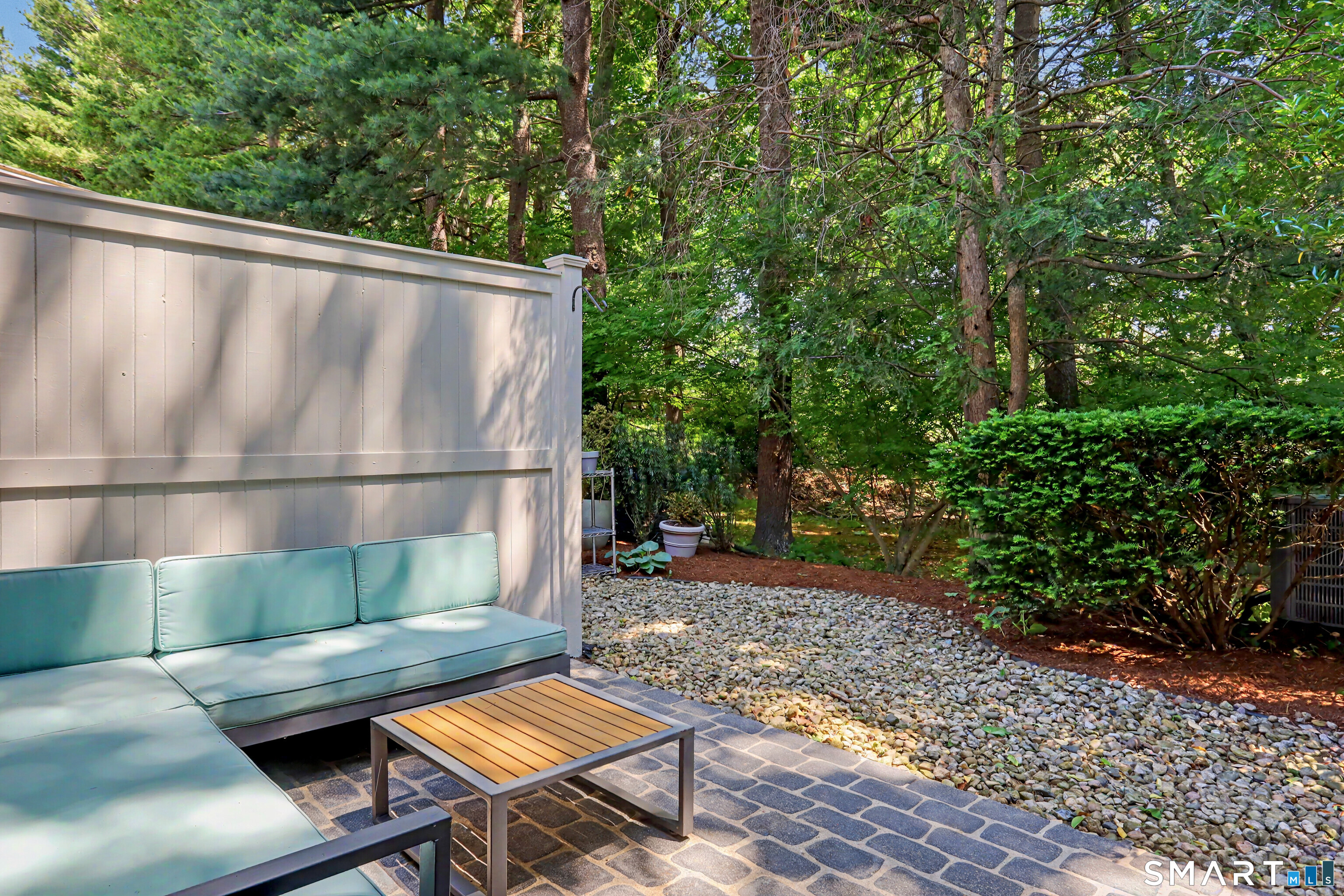 15 Le Grande Avenue Greenwich CT 06830