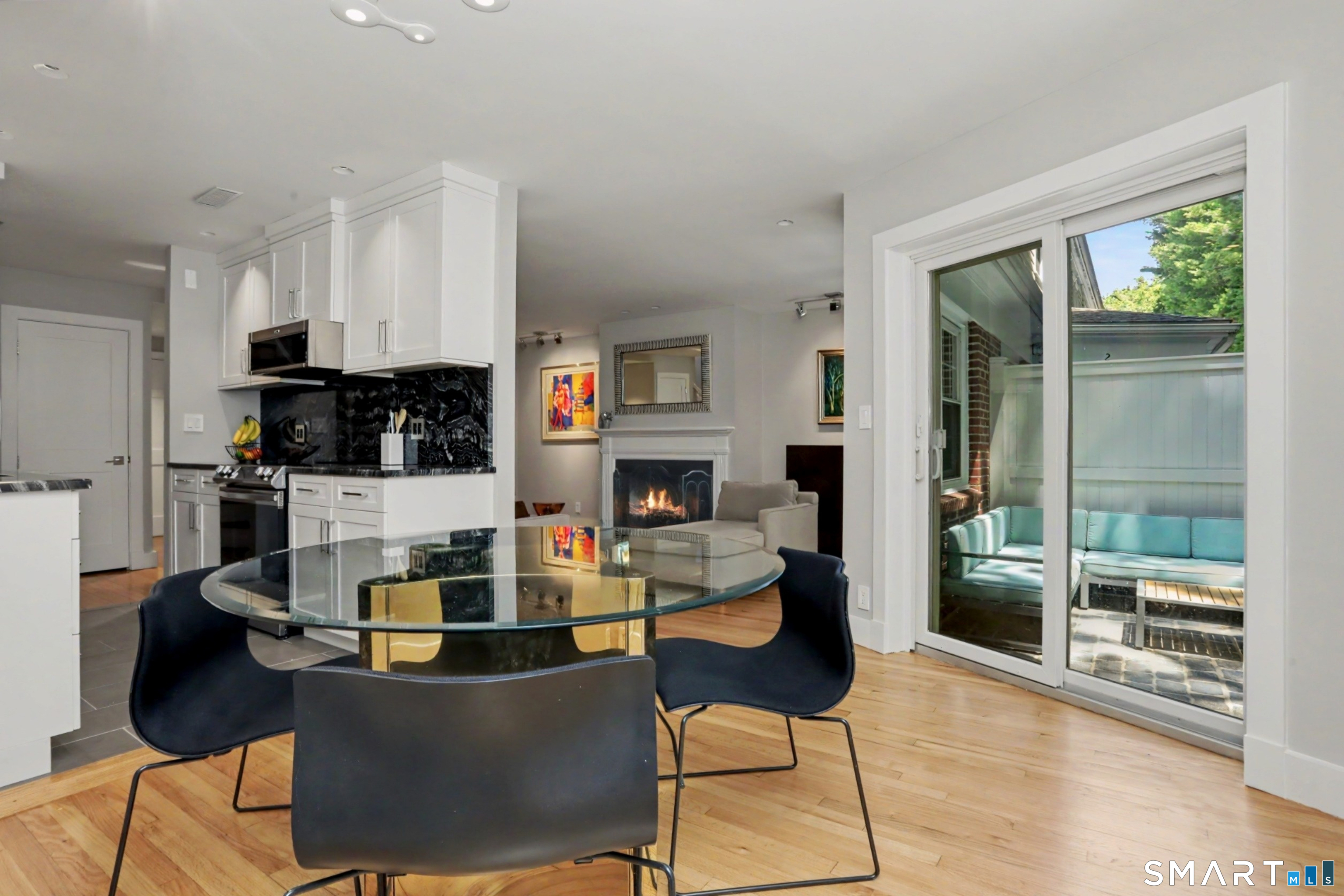 15 Le Grande Avenue Greenwich CT 06830