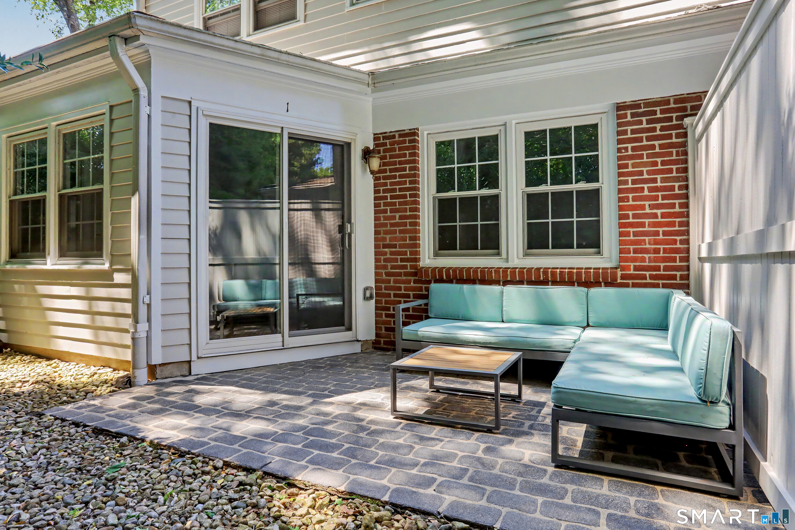 15 Le Grande Avenue Greenwich CT 06830