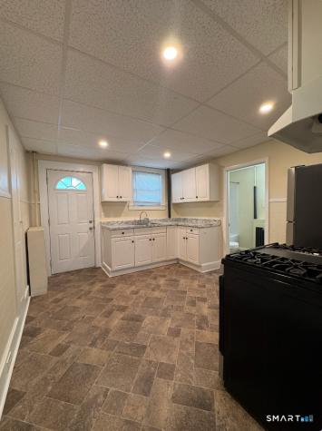 144-146 Montauk Avenue New London CT 06320