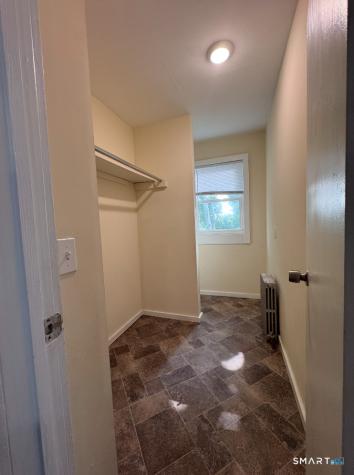 144-146 Montauk Avenue New London CT 06320