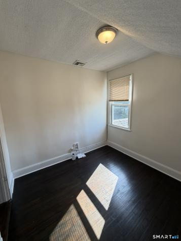 31 Richmond Avenue New Britain CT 06053
