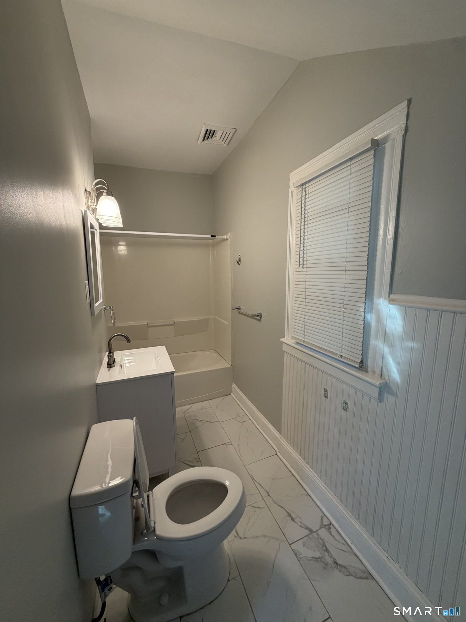 31 Richmond Avenue New Britain CT 06053