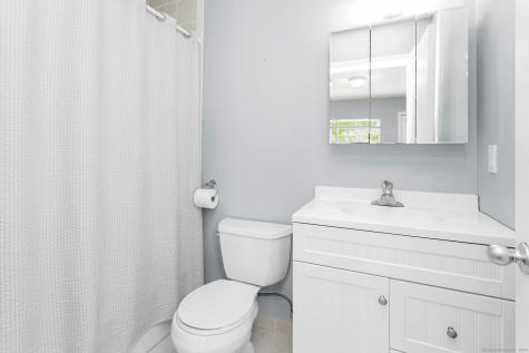 5 Wakerobin Road Norwalk CT 06851