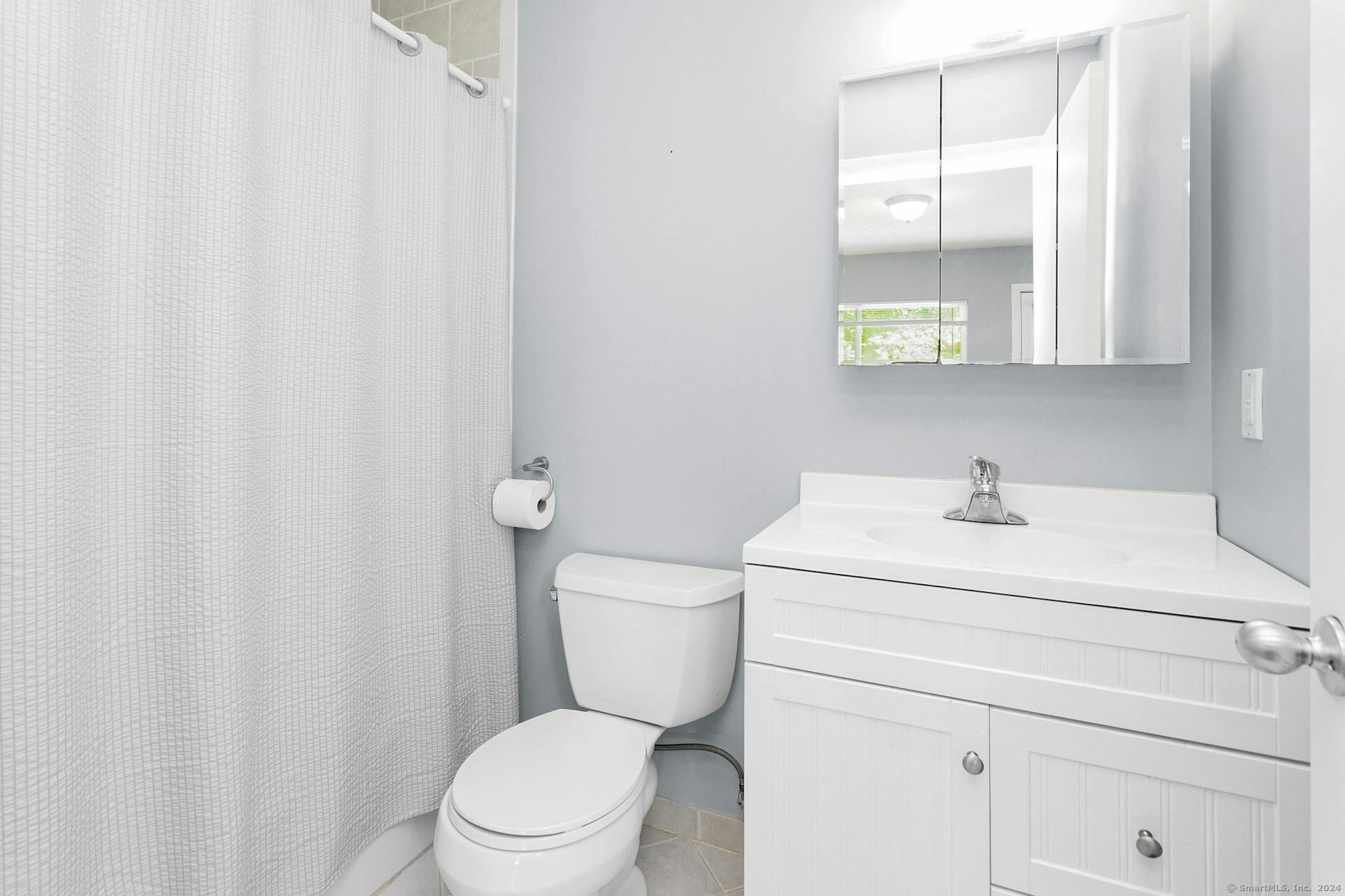 5 Wakerobin Road Norwalk CT 06851