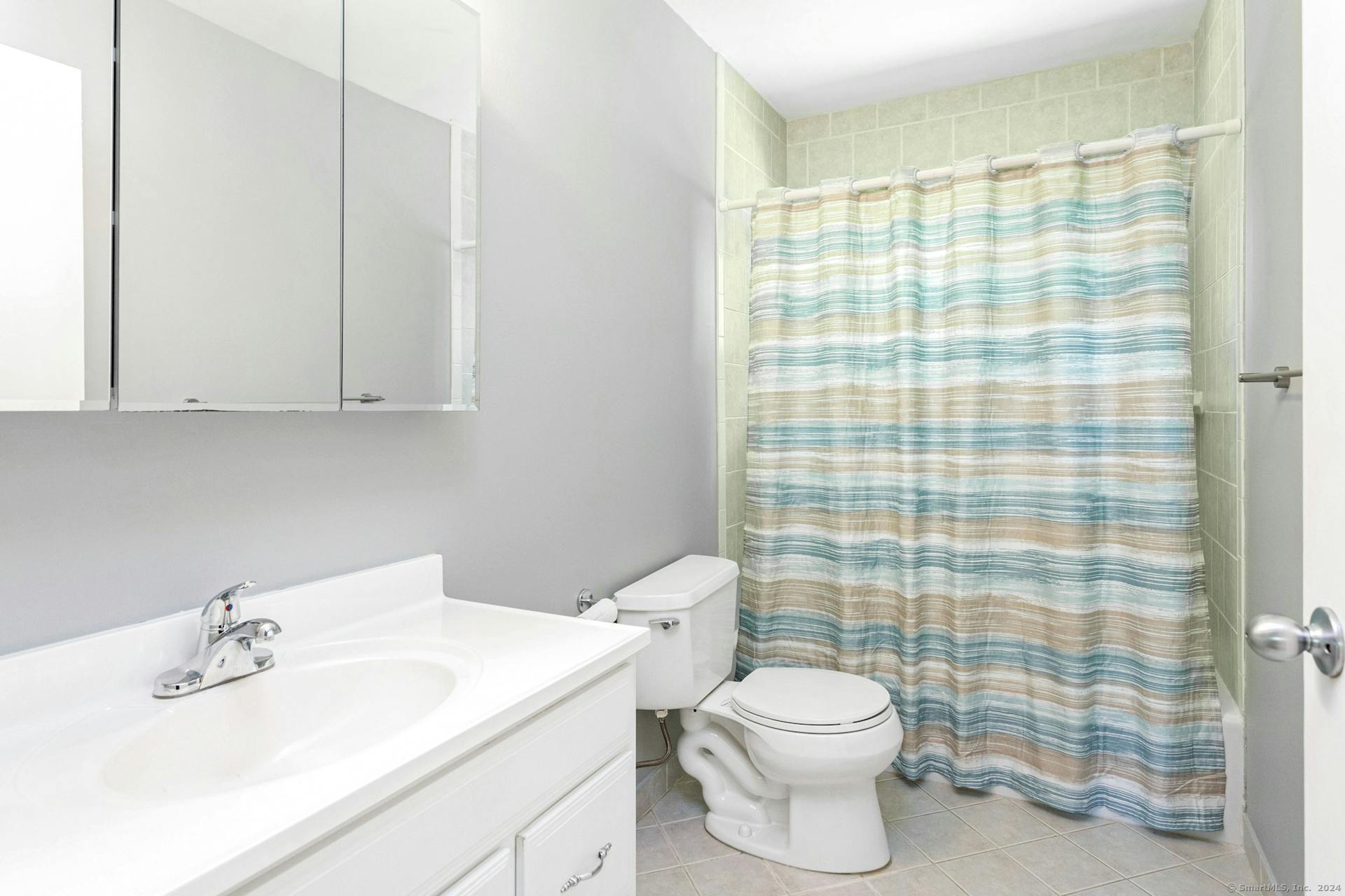 5 Wakerobin Road Norwalk CT 06851