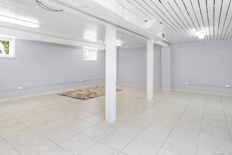 5 Wakerobin Road Norwalk CT 06851