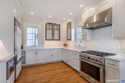 12 Runkenhage Road Darien CT 06820