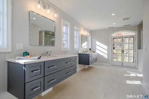 12 Runkenhage Road Darien CT 06820