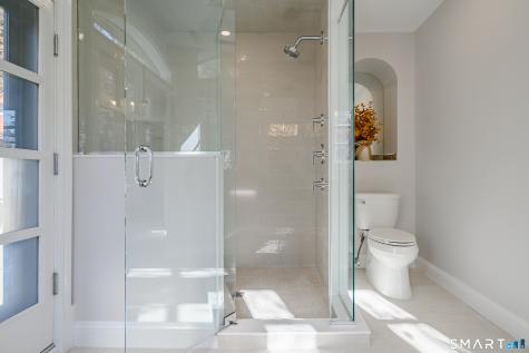 12 Runkenhage Road Darien CT 06820