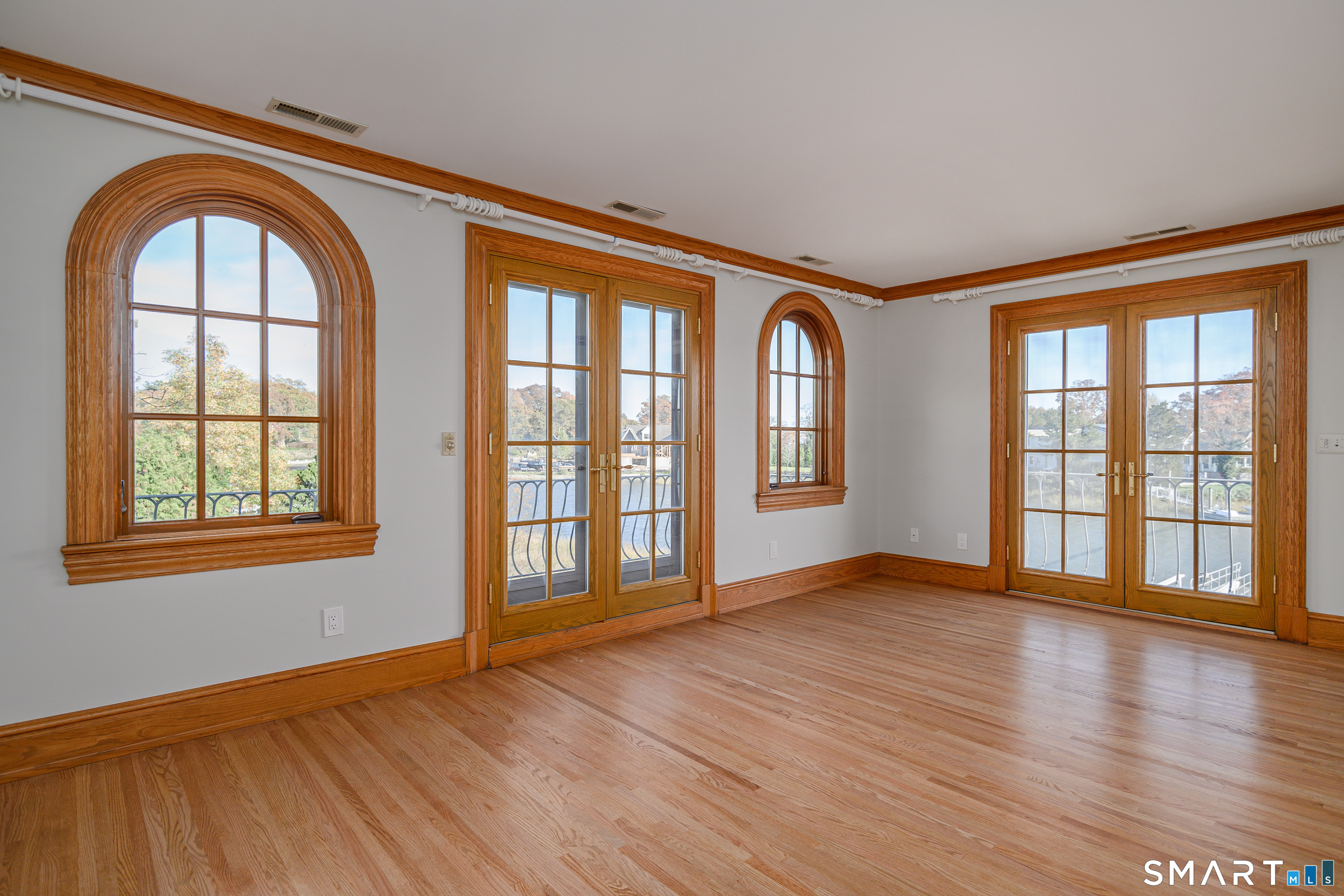 12 Runkenhage Road Darien CT 06820