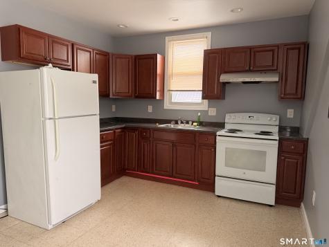438 Hollister Avenue Bridgeport CT 06607