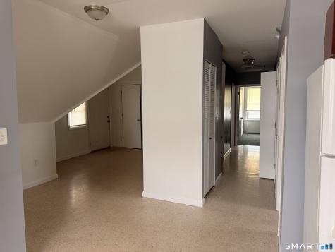 438 Hollister Avenue Bridgeport CT 06607