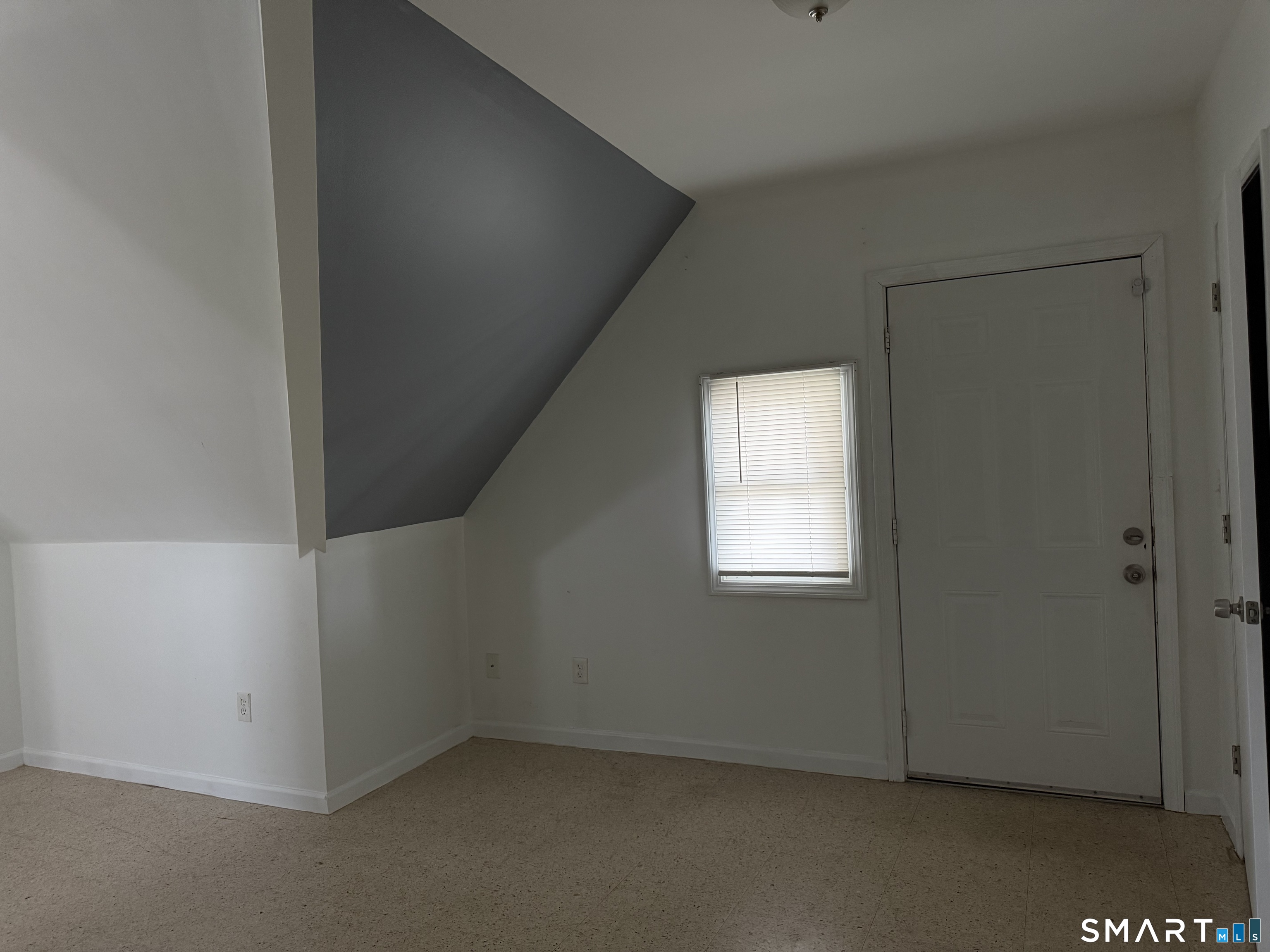 438 Hollister Avenue Bridgeport CT 06607