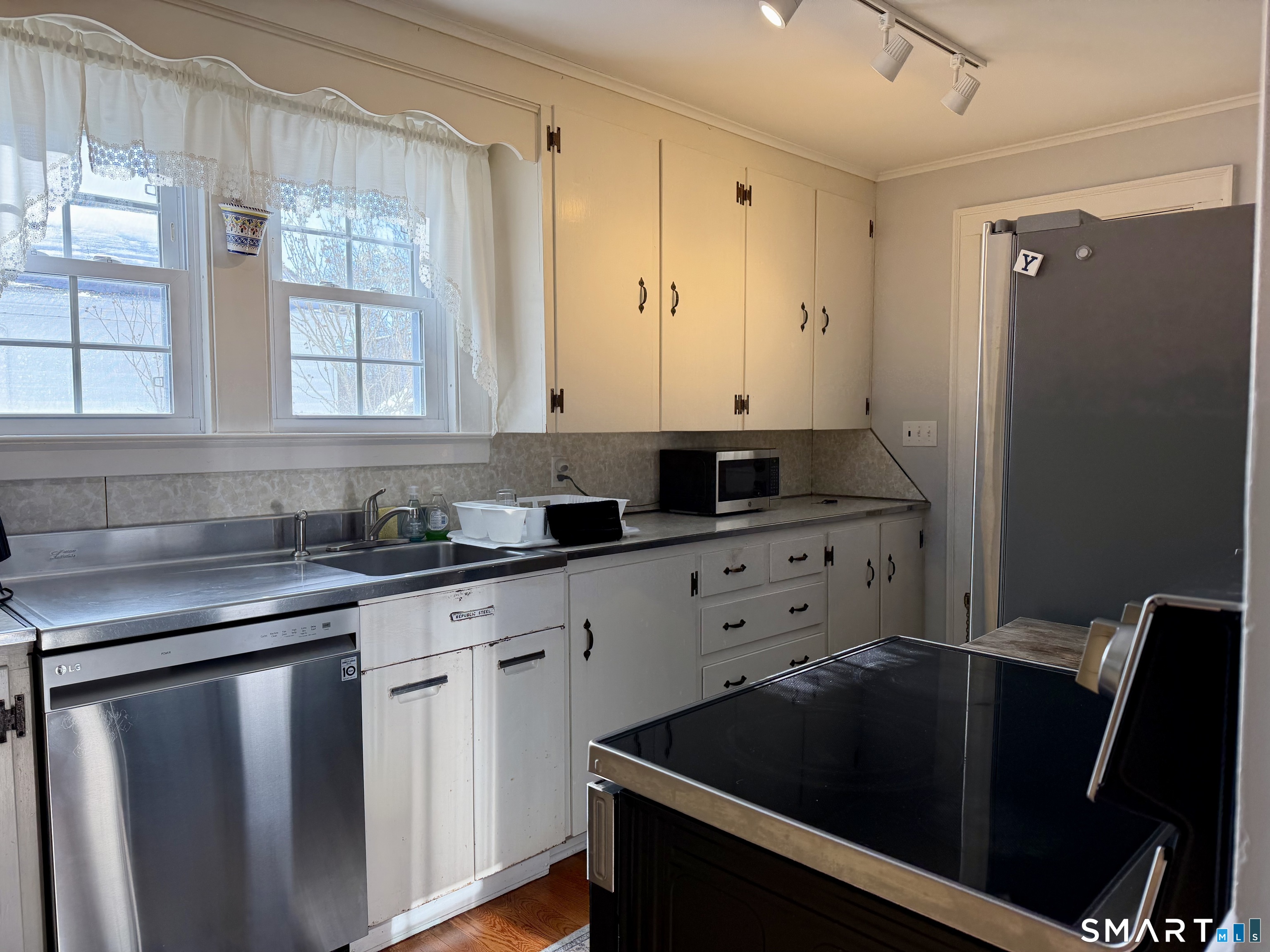 43 Neck Road Madison CT 06443
