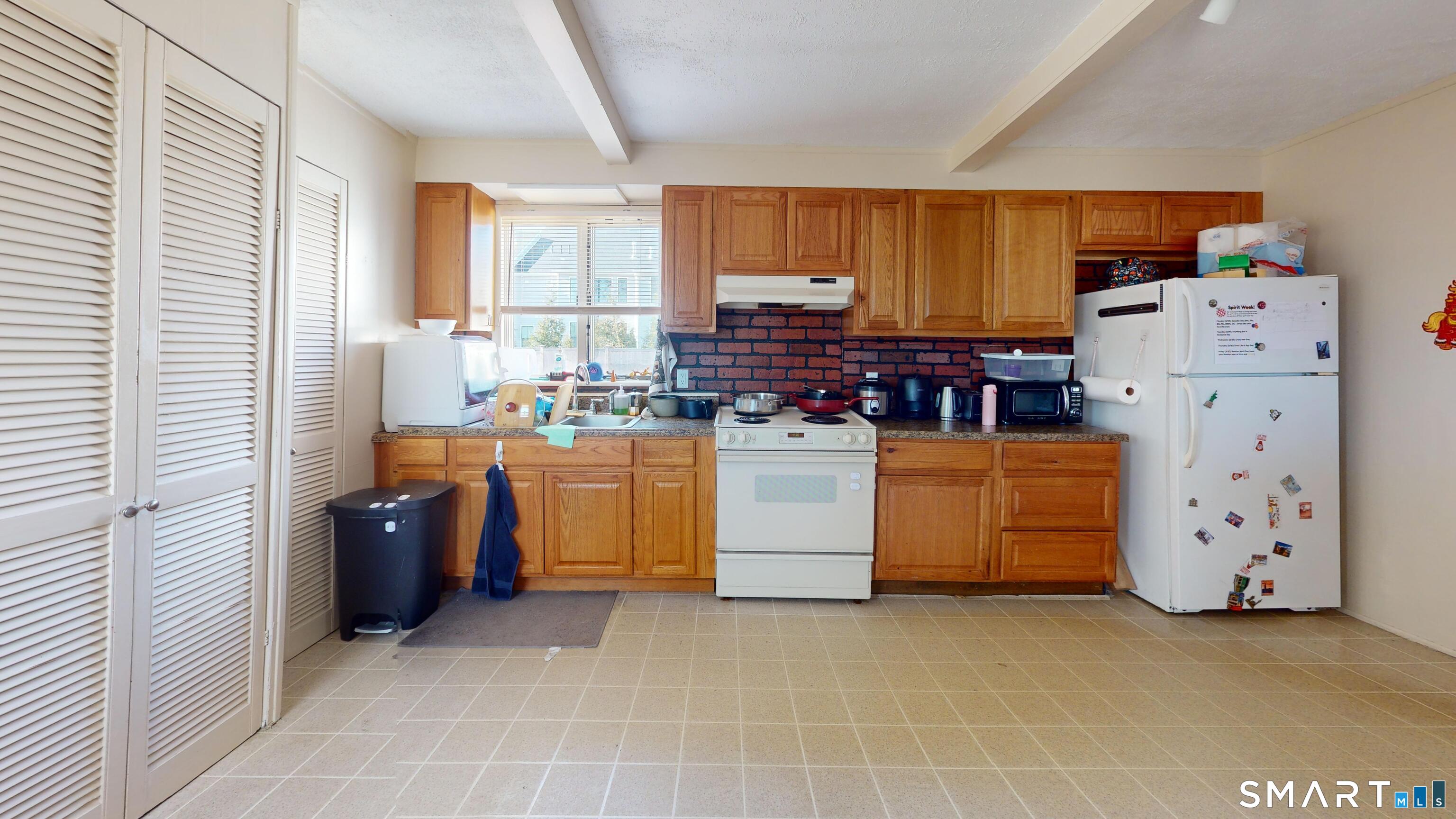 37 Landin Street Woodbridge CT 06525