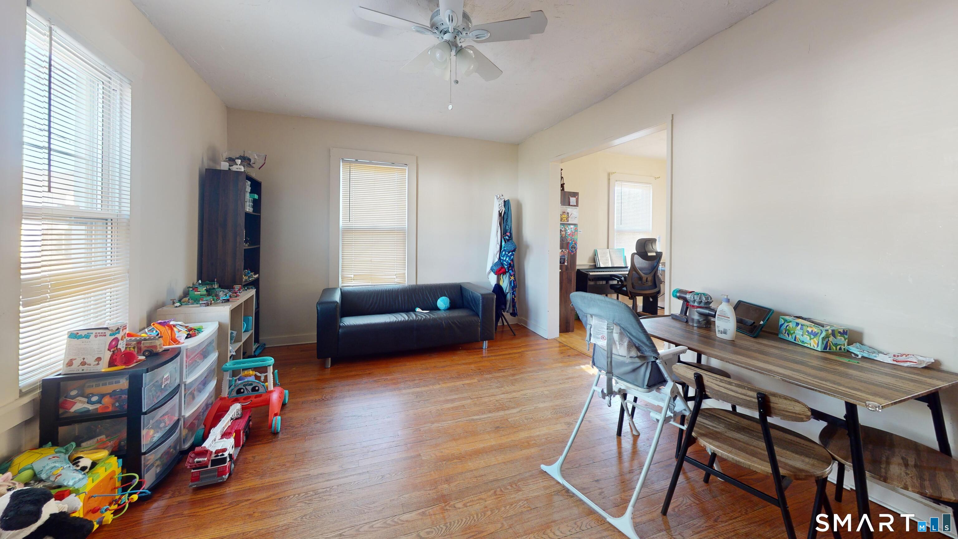 37 Landin Street Woodbridge CT 06525