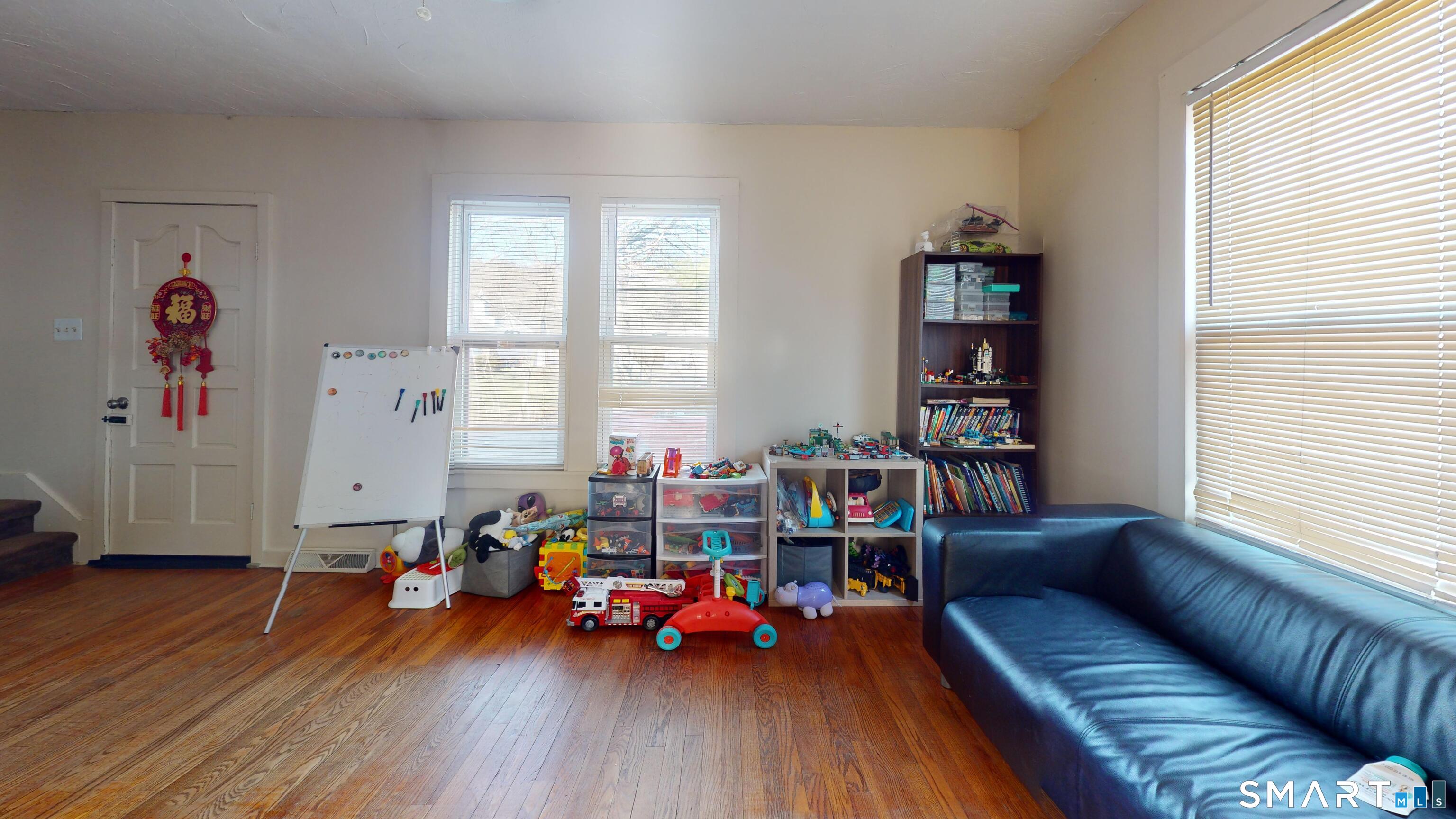 37 Landin Street Woodbridge CT 06525