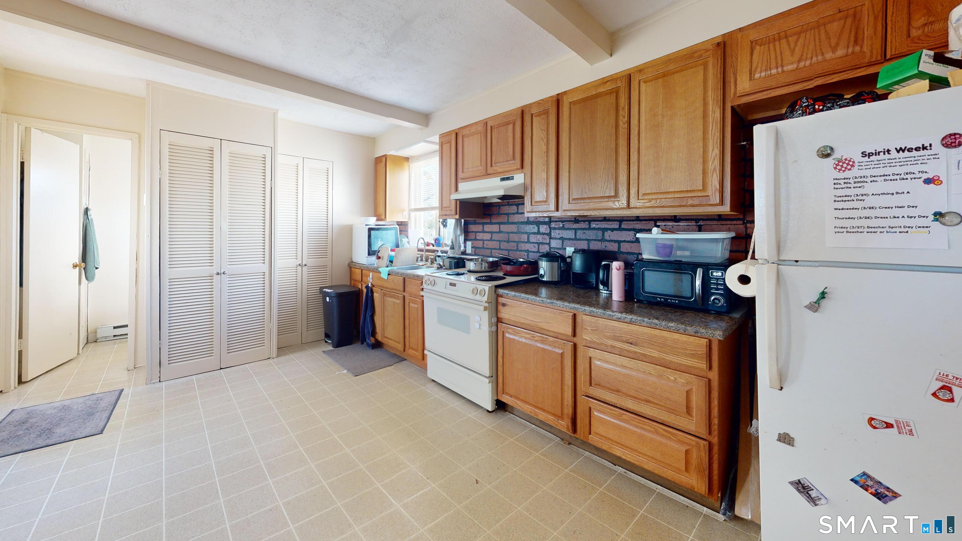37 Landin Street Woodbridge CT 06525