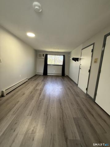 75 Evergreene Wallingford CT 06492