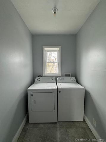 557 Colorado Avenue Bridgeport CT 06605