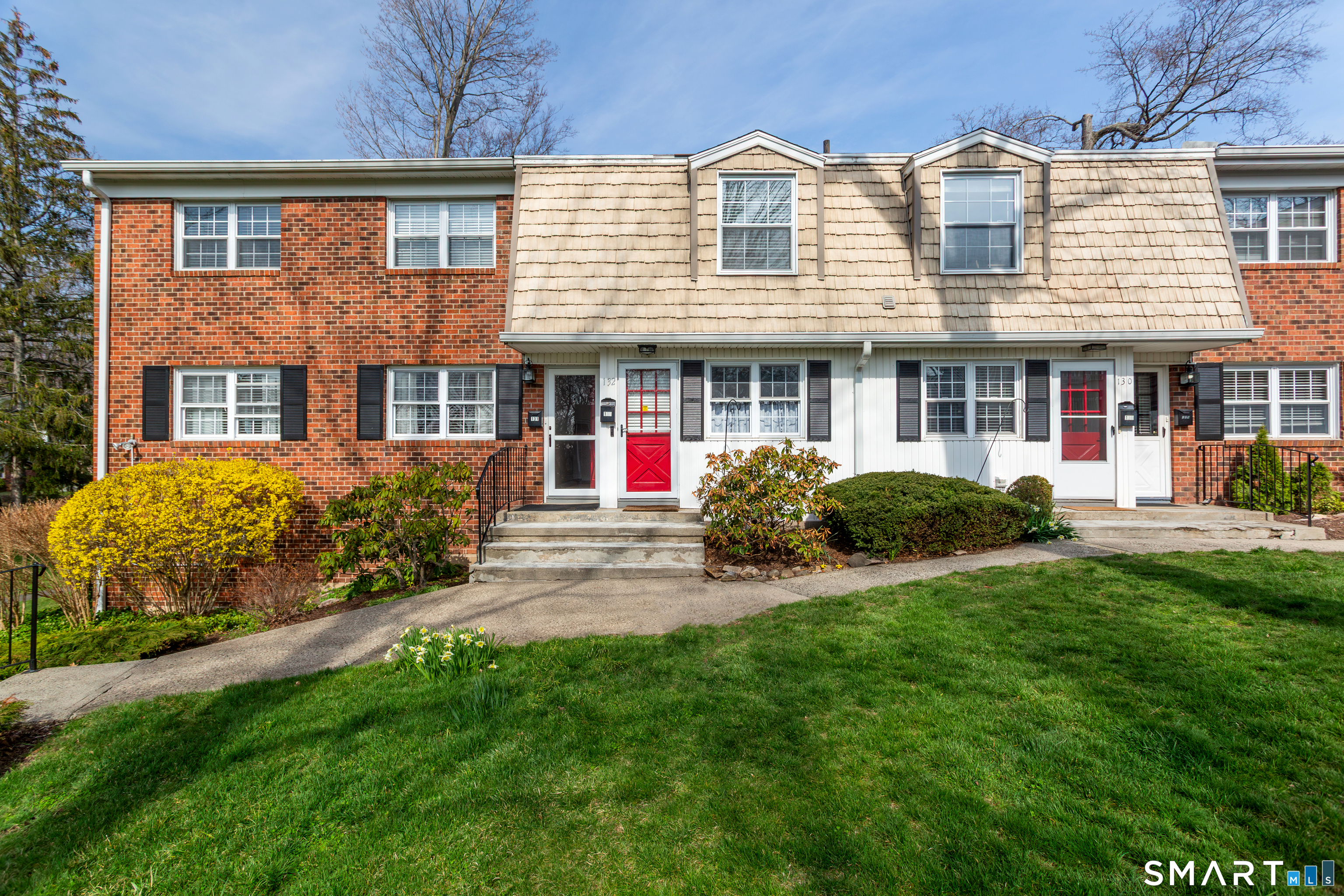 245 Unquowa Road Fairfield CT 06824