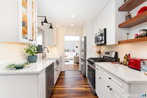 245 Unquowa Road Fairfield CT 06824
