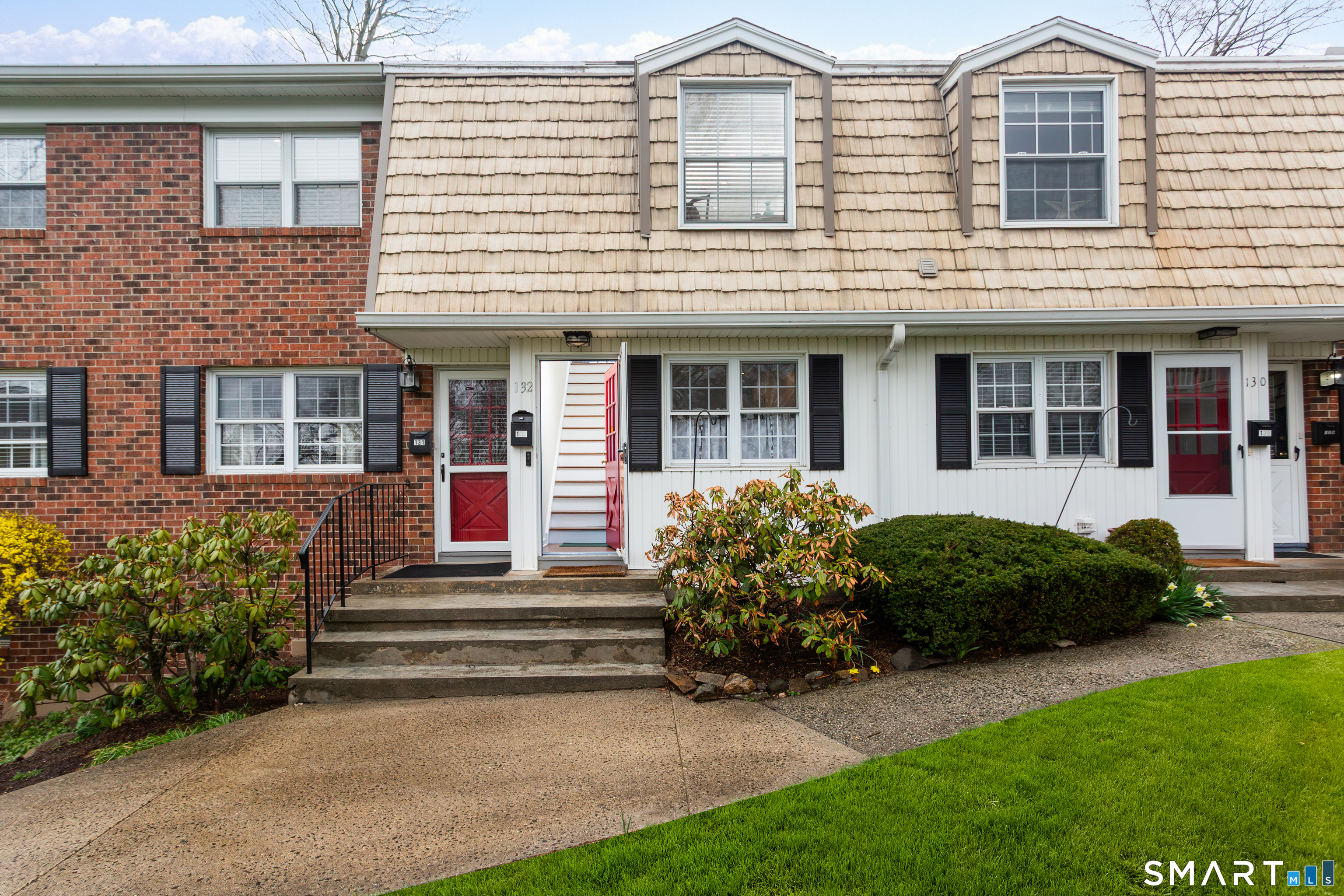 245 Unquowa Road Fairfield CT 06824