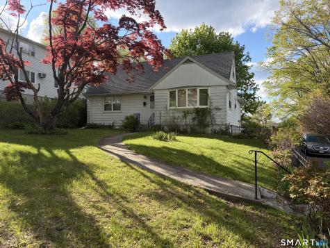 8 Wixted Avenue Danbury CT 06810