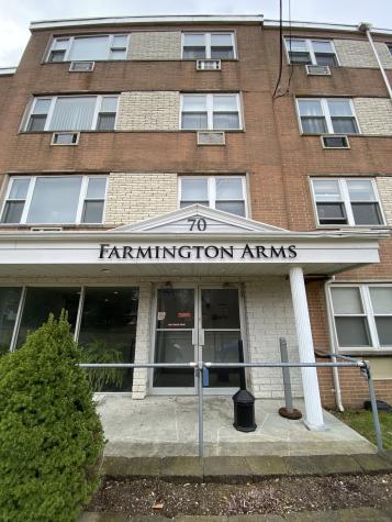 70 Farmington Avenue New London CT 06320