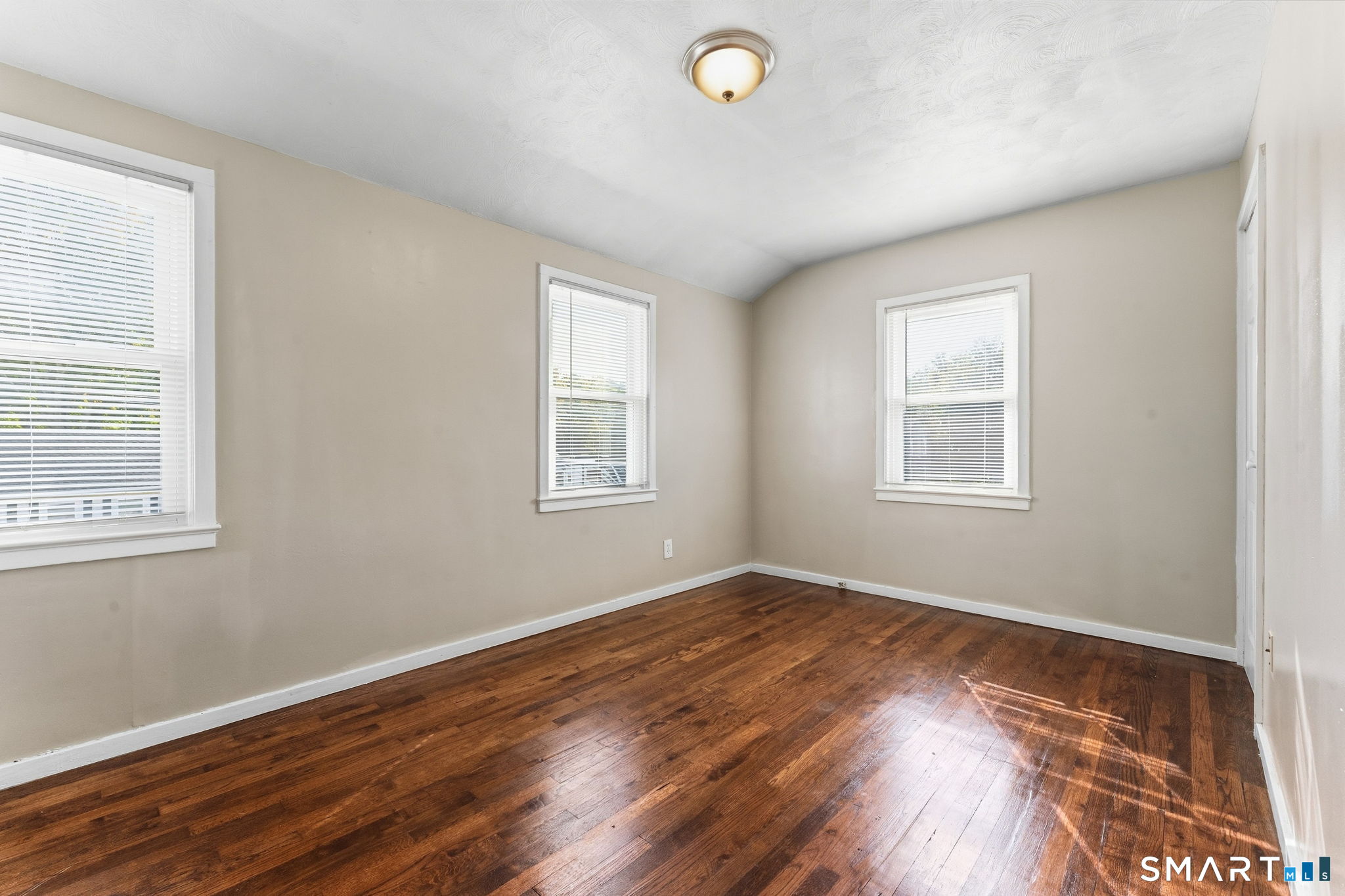 92 Seaman Circle Manchester CT 06040