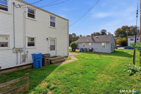 92 Seaman Circle Manchester CT 06040