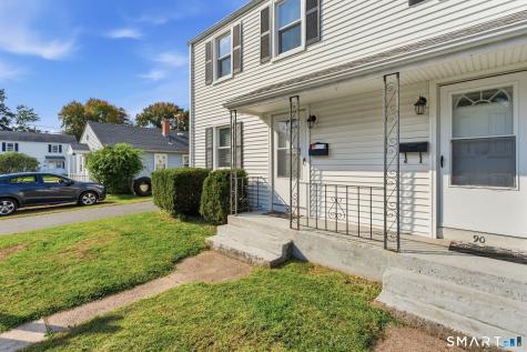 92 Seaman Circle Manchester CT 06040