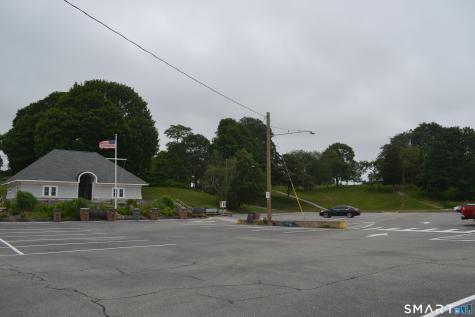 110 Columbus Avenue East Lyme CT 06357